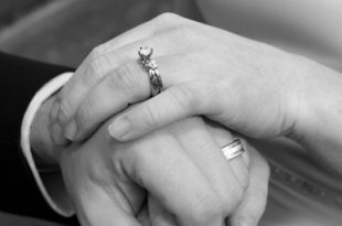 310x205 - قبل از تصمیم به ازدواج، انگیزه‌تان را بررسی کنید