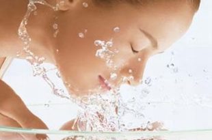 face wash skincare 310x205 - روشهایی برای شستشوی پوستهایی که جوش دارند