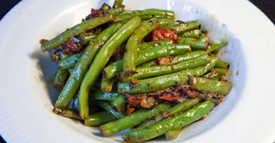 Green Beans - طرز تهیه خوراک لوبیا سبز تند