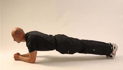 plank - تمرینات مفید برای بدنسازی
