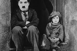250px Chaplin The Kid edit 250x165 - تصاویر متحرک در چه زمانی وارد صنعت فیلمسازی شد