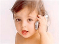baby phone - 3 دلیل که شما را متقاعد می کند به کودک تان نباید تلفن همراه بدهید