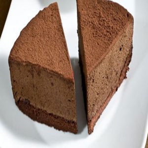 z1m94qje10e9ngm2dc3x 300x300 - طرز تهیه ی کیک ارلندی با موس شکلات