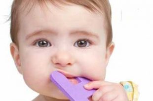 ba2698 1 310x205 - تب کردن بچه ها هنگام دندان درد