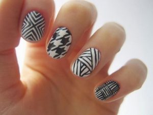 black and white nail designs ideasلدلبطتدیبتئفل 300x226 - طراحی ناخن
