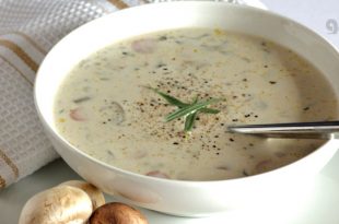 mushroom soup 310x205 - طرز تهیه ی سوپ قارچ