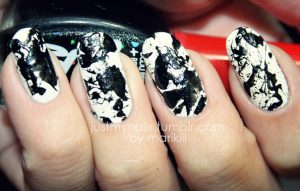 nailartlove black and white splatter nails 300x191 - طراحی ناخن